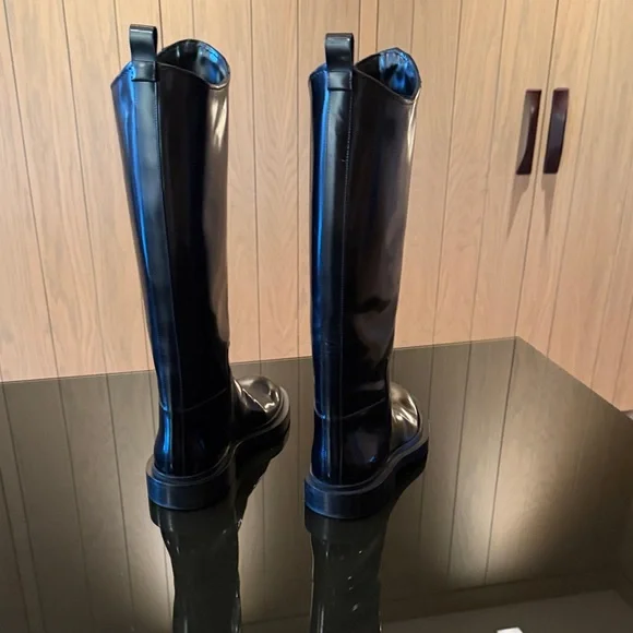 Jil Sander Glossy Black Heeled Boots - Picture 5 of 9